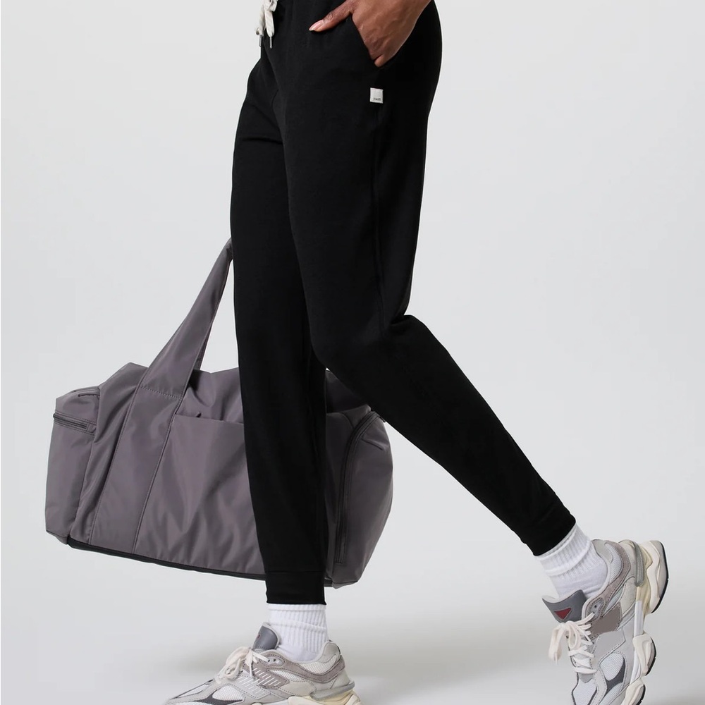 Vuori Black Womens Joggers